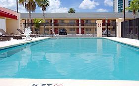 Super 8 By Wyndham Orlando International Drive